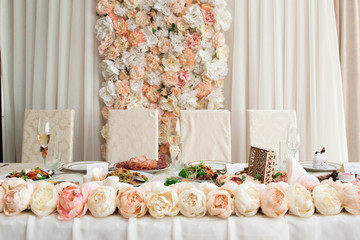 wedding banquet in a restaurant, party in a restaurant