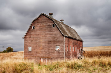 Red Barn Of Oakesdale