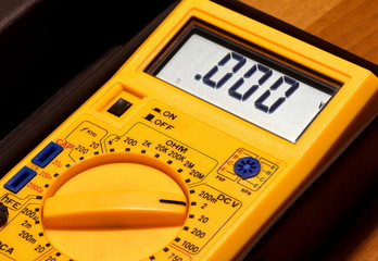 a digital multimeter: An indispensable tool for electronic