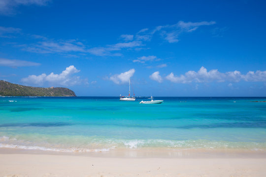 Big Sands beach at Belmont Bay, Union Island, The Grenadines, St. Vincent and The Grenadines