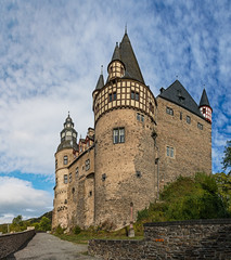Fototapeta na wymiar Schloss Bürresheim 3