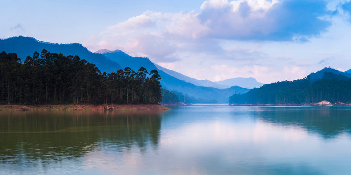 Mattupetty Damn, Munnar, Western Ghats Mountains, Kerala