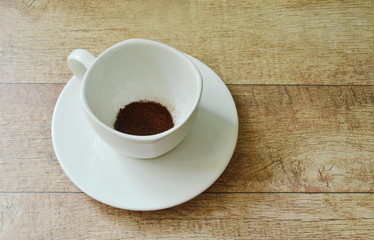coffee powder waiting for mixing by hot water on glass