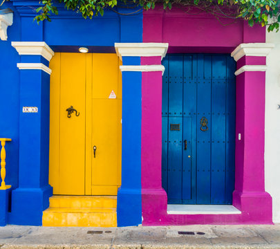 A colourful colonial building in the old town of Cartagena de Indias, Colombia