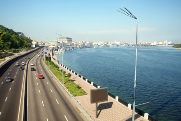 Fototapeta na wymiar View of roads with cars in modern city
