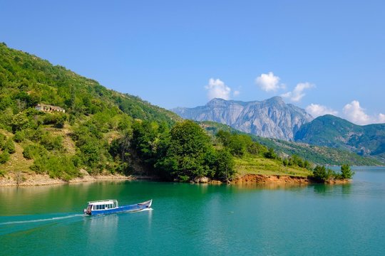 Koman Reservoir, Liqeni i Komanit, Drin River, Qark Shkodra, Albania, Europe