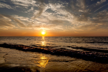 Obraz premium sunset on the beach
