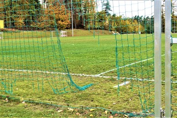 Fußballnetz zerschnitten/demoliert