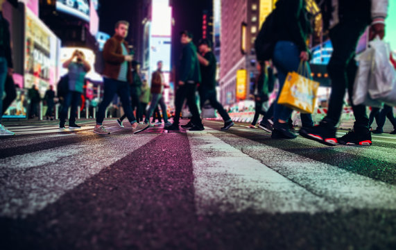 Fototapeta Czas kwadrat przy nocą, zamazana pojęcie fotografia w Nowy Jork