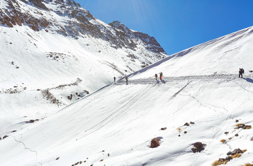 Fototapeta na wymiar Hiking trail to the top of Mount Toubkal