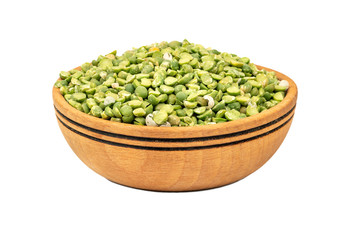 Dry green peas in bowl