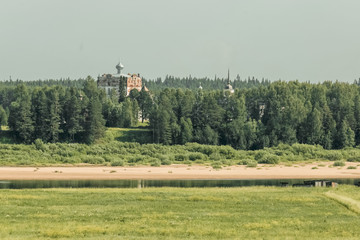 Fototapeta na wymiar Russian North. Arkhangelsk region. Monastery.