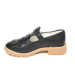 Demi season kids shoe on white
