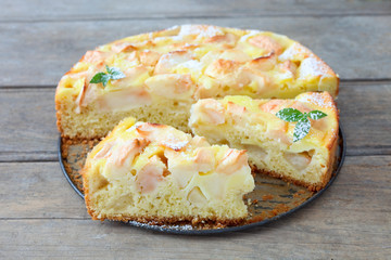 Versunkener Apfelkuchen