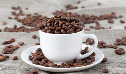 grains of roasted coffee