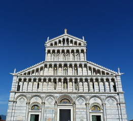 Fototapeta na wymiar Facade of the Cathedral of Pisa, Italy