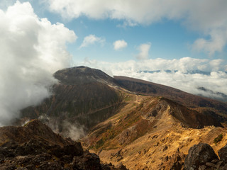 那須朝日岳から見る茶臼岳秋2018