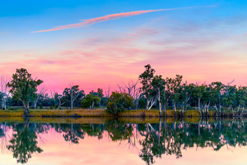 Rivière Murray au coucher du soleil, Riverland, Australie du Sud