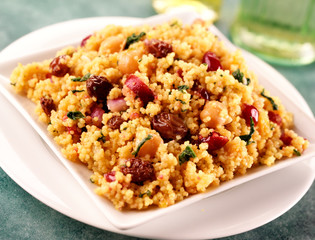 MOROCCAN COUSCOUS SALAD