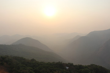 Obraz premium sunset in the mountains