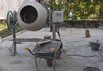 concrete mixer aka cement mixer