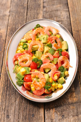 shrimp with vegetable salad