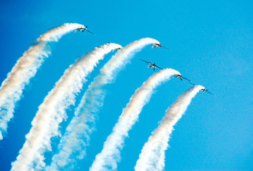 Aerobatic flying display