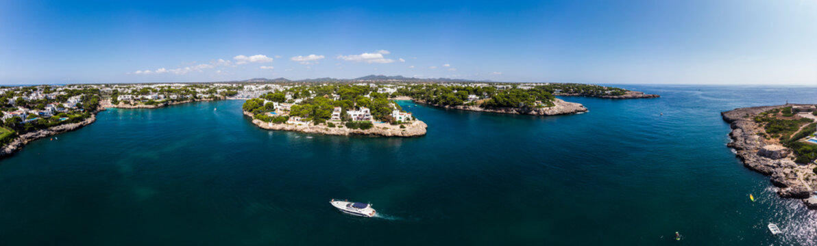 Spain, Balearic Islands, Mallorca, Coast of Cala d'or and bay Cala Ferrera