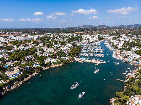 Spain, Balearic Islands, Mallorca, Coast of Cala d'or and bay Cala Ferrera