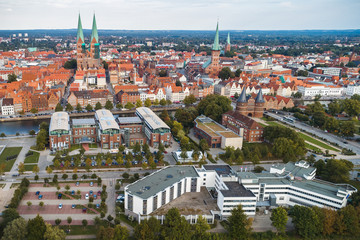 Fototapeta na wymiar Einzug des Herbstes in Lübeck