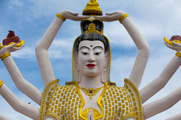 Obraz premium Close up 18 hands God statue (Guanyin), Koh Samui, Surat Thani, Thailand.