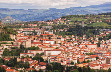 Fototapeta premium Cathédrale notre dame du puy en velay auvergne rhône-alpes