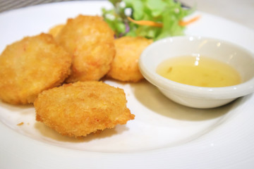 Tod Mun Goong, fried shrimp pancake Thai food