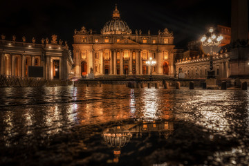 Obraz premium Saint Peter's Basilica in the Vatican City. It is one of the Main Attraction in Rome and The Main Symbol of Christianity