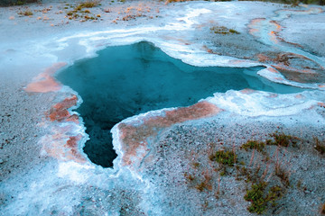 Blue Geyser, Yellowstone