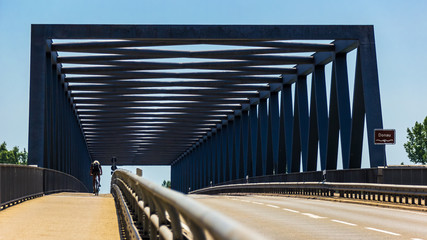Obraz premium Beautiful view of the bridge near Donaustauf-Danube-Bavaria-Germany