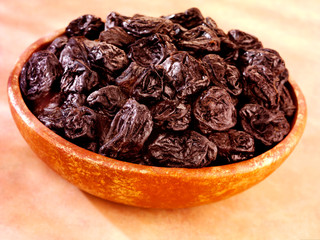 PRUNES IN BOWL