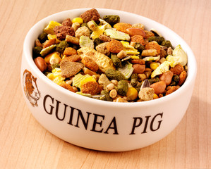 GUINEA PIG FOOD