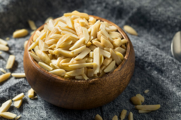 Raw Organic Slivered Almonds