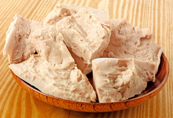 FRESH YEAST