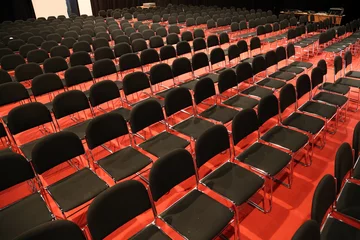 Fotobehang Free chairs in row in an empty auditorium © acceptfoto