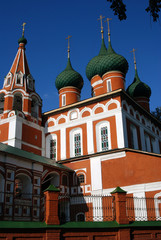 Fototapeta na wymiar Architecture of Yaroslavl town, Russia. Old orthodox church in historical city center. Color photo.