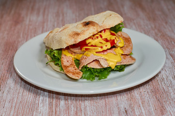  home sandwich of sausages