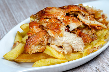 chicken breaststroke with native potatoes