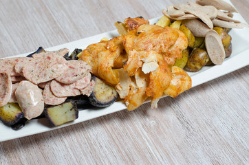  chicken piqueo with sausages