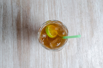 iced refreshment with lemon