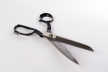 Open sewing scissors