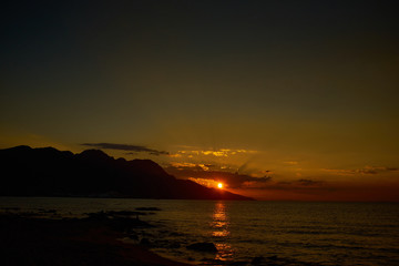 Yelow Sunrise on a sea