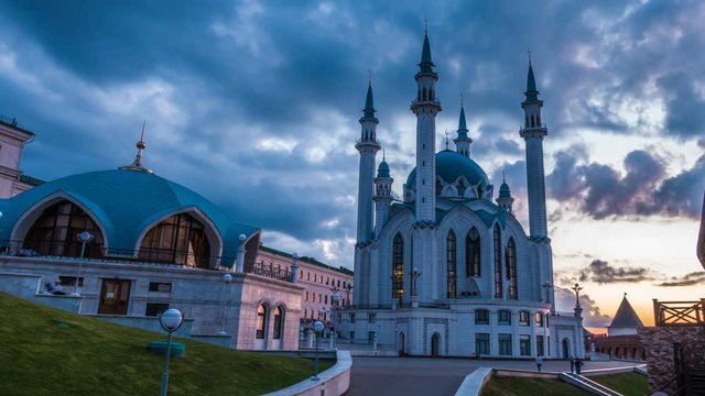 kul sharif mosque in kazan kremlin russia, timelapse, beautiful evening cityscape