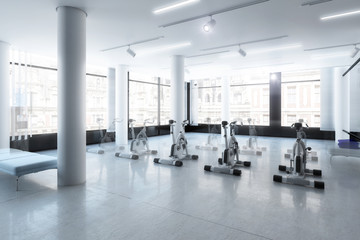 Ergometer im Fitness-Zentrum (Konzept)